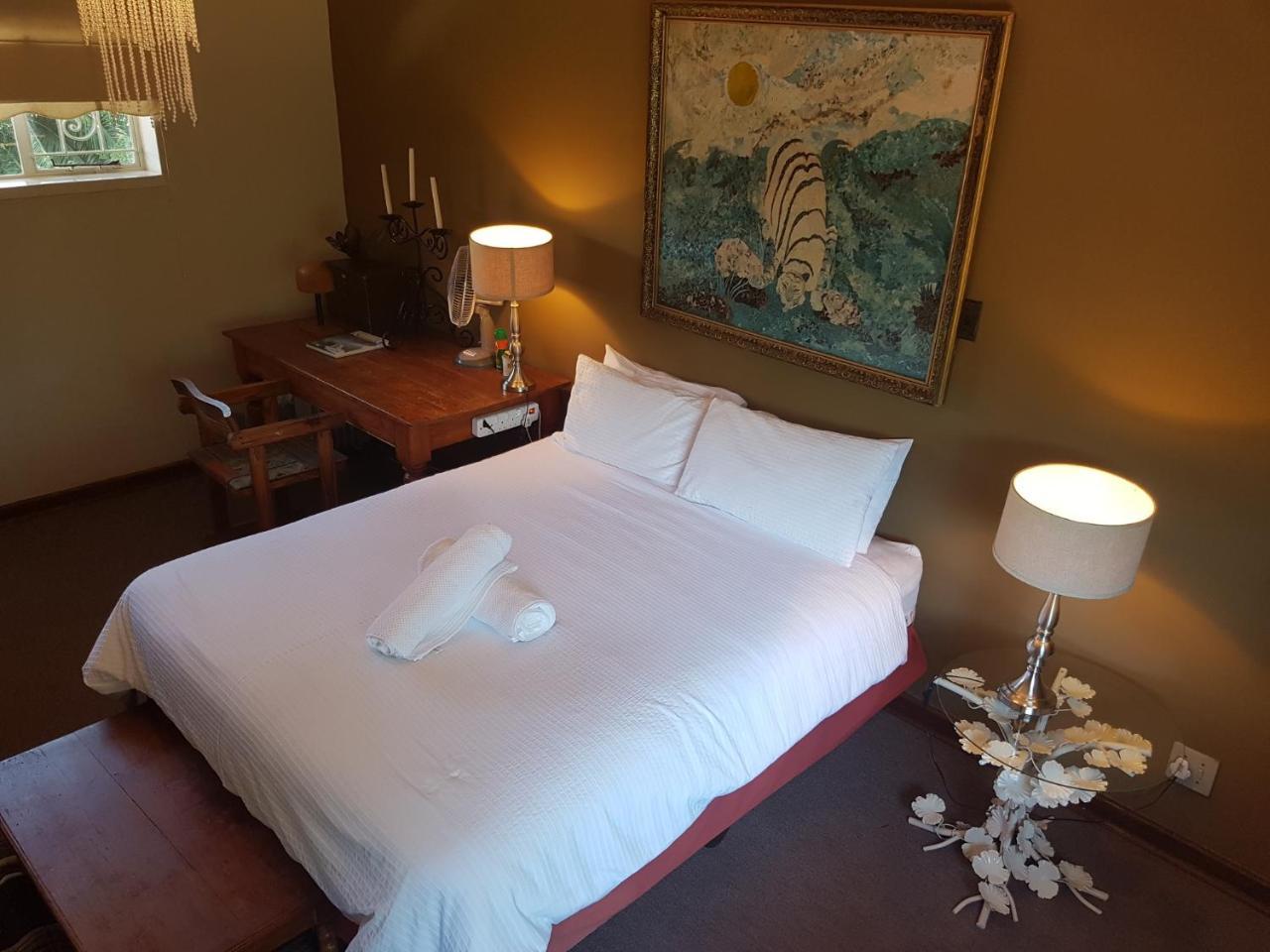 Burnham Road Suite Guest House Bulawayo Exterior foto